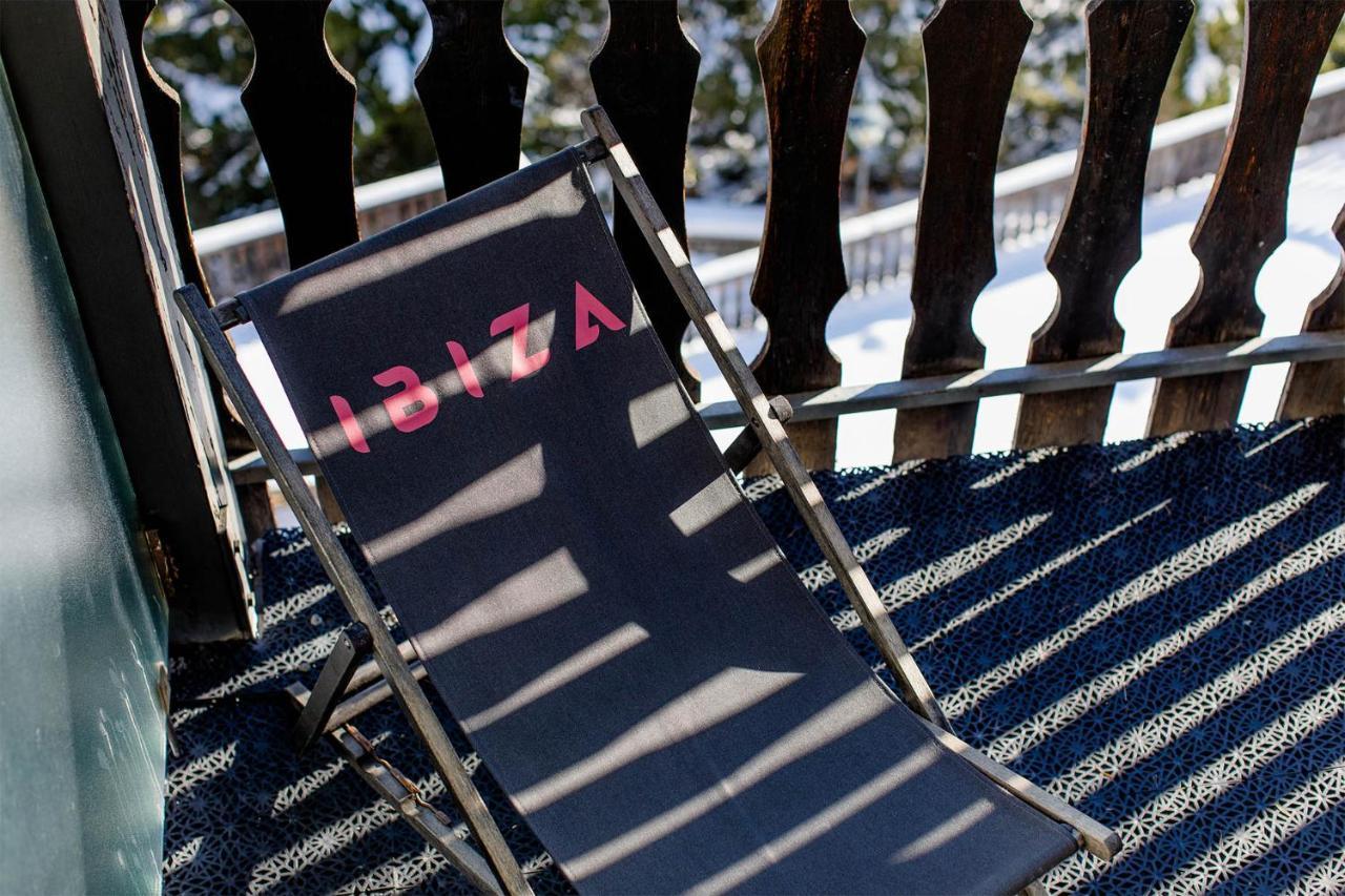 Madame Vacances Hotel Ibiza لو دوز آلب المظهر الخارجي الصورة